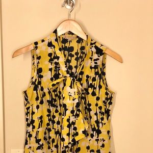 Sleeveless blouse